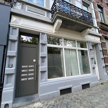 Apartment Sweet *